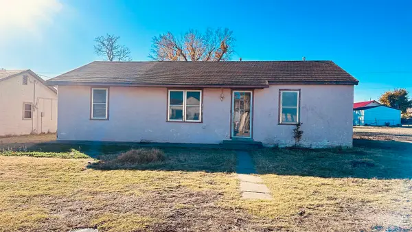 405 NW 2nd, Laverne, OK 73848