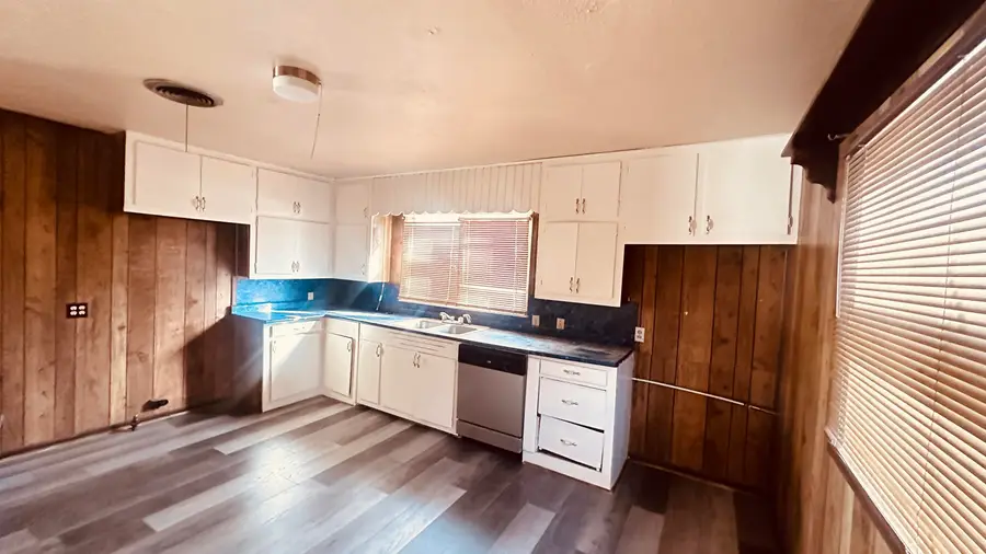 405 NW 2nd, Laverne, OK 73848 - Image #3