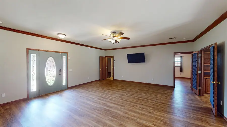 4842 Granville Ln, Woodward, OK 73801 - Image #2