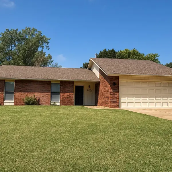 2802 Heritage Trl, Enid, OK 73703