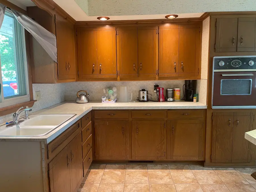 1733 W Thompson Ave, Enid, OK 73701 - Image #3