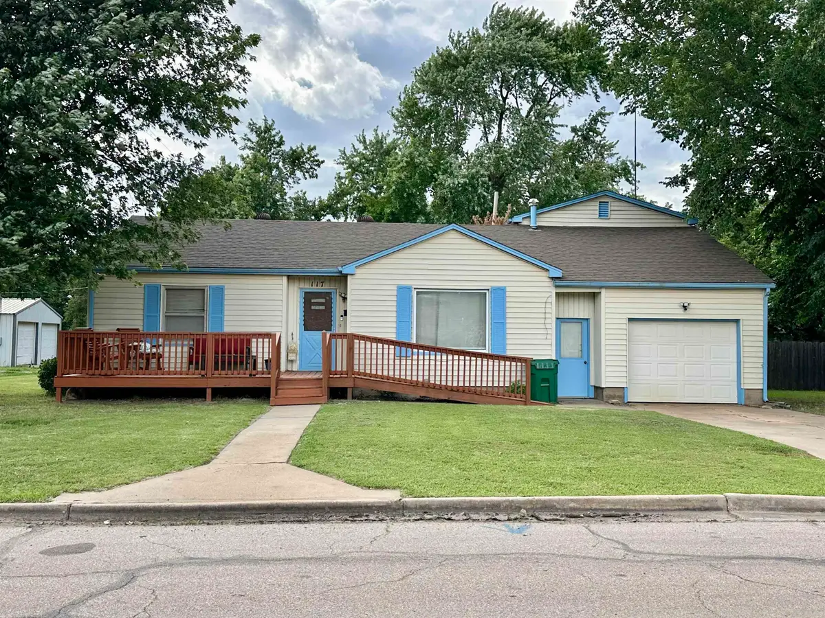 117 N 7th St, Medford, OK 73759 - Image #1