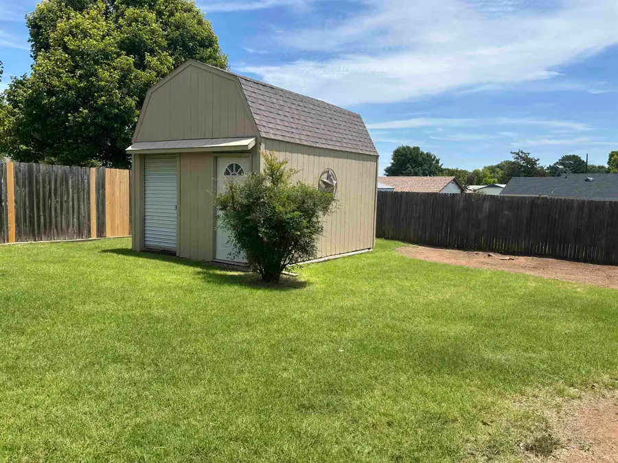 1408 27th St, Woodward, OK 73801 - Image #3