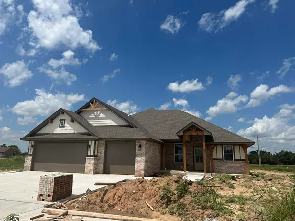 2712 Belle Crossing, Enid, OK 73703