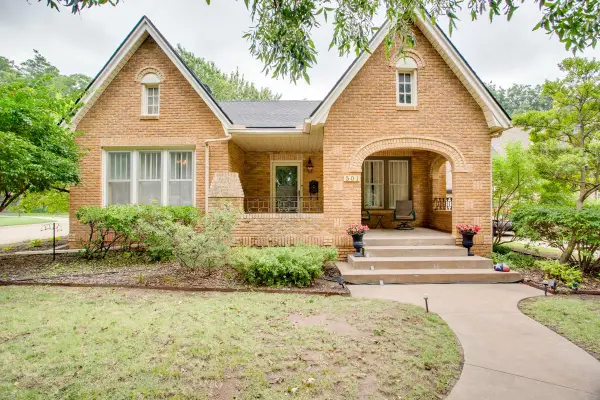 501 S Hayes St, Enid, OK 73703