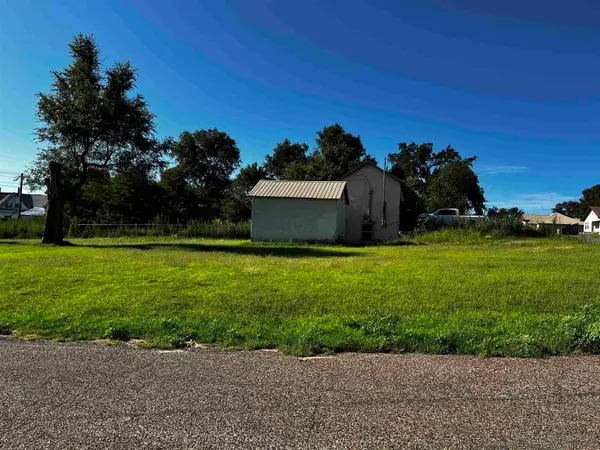 102 Avenue G, Beaver, OK 73932