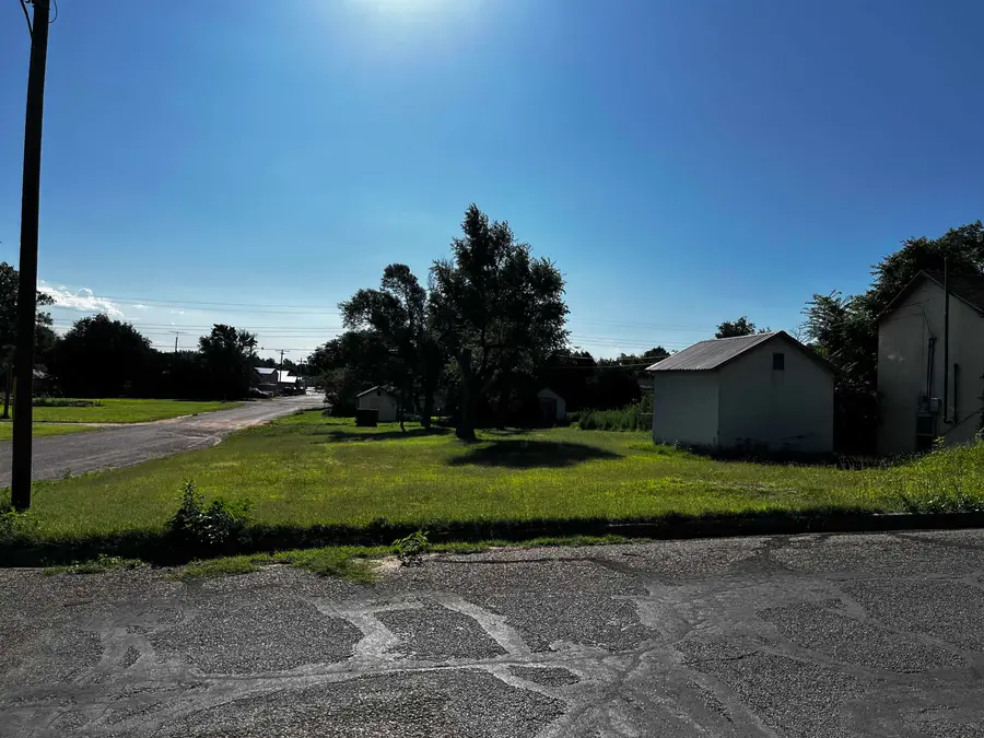 102 Avenue G, Beaver, OK 73932 - Image #2