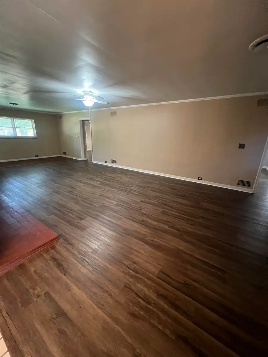 1513 Vinita, Enid, OK 73703 - Image #2