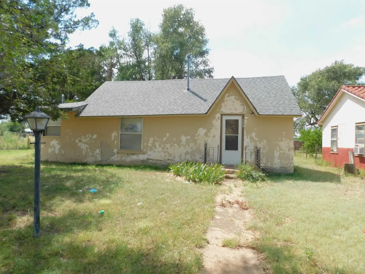 209 Ave A, Beaver, OK 73932 - Image #1
