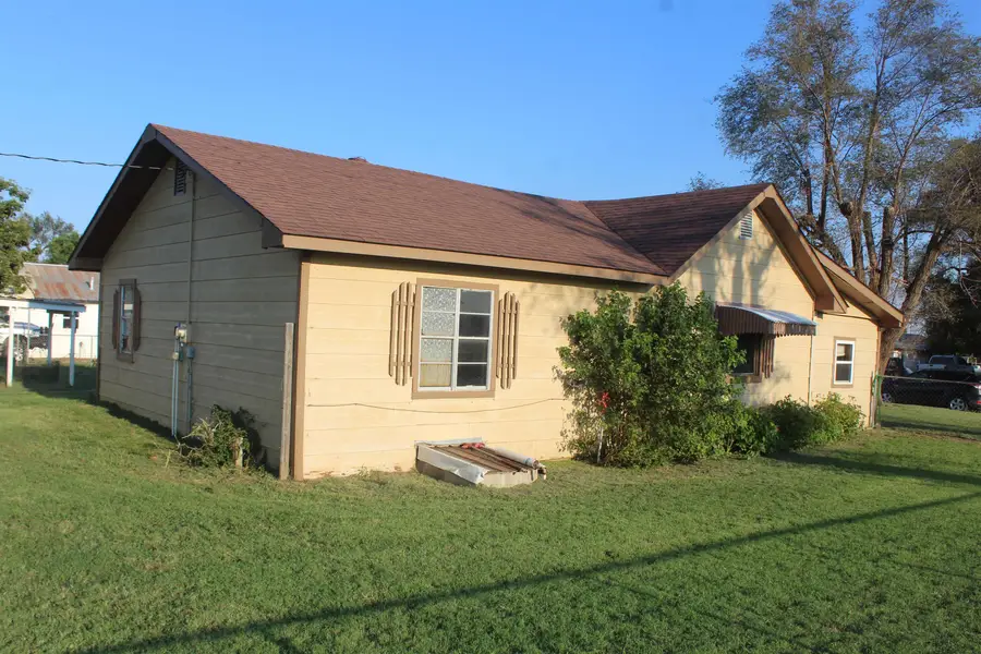 208297 Donley St, Camargo, OK 73835 - Image #3