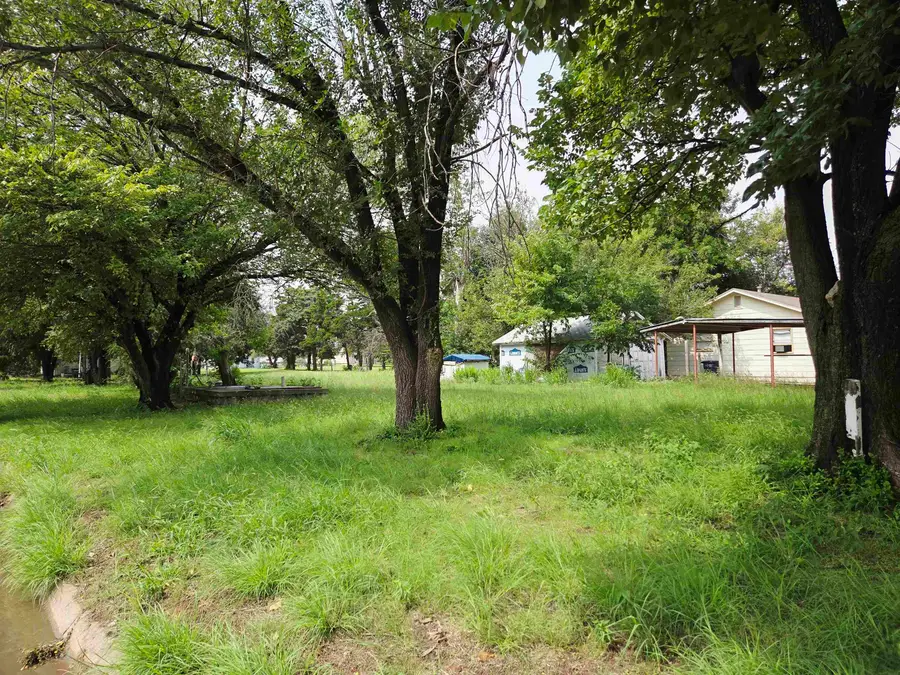 1502 N Quincy, Enid, OK 73701 - Image #3