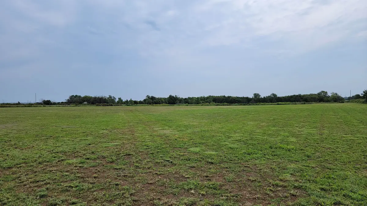 S Bredhoft St, Fairmont, OK 73736 - Image #1