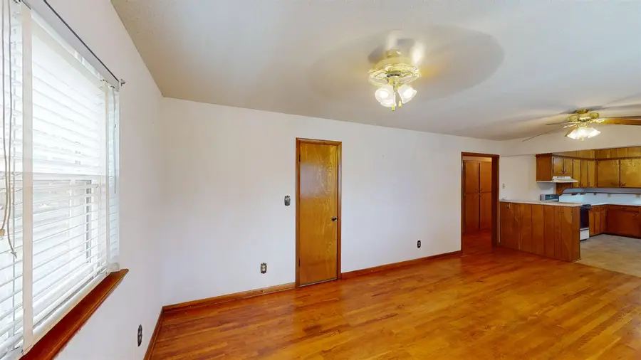 2320 Santa Fe, Woodward, OK 73801 - Image #3