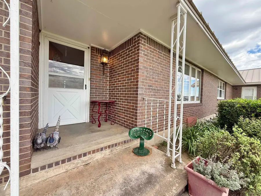 213826 E County Road 36, Mooreland, OK 73852 - Image #2