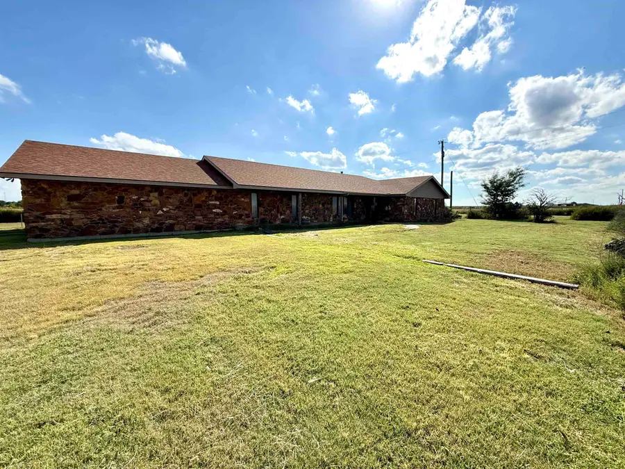 607 W Morris, Goodwell, OK 73939 - Image #2