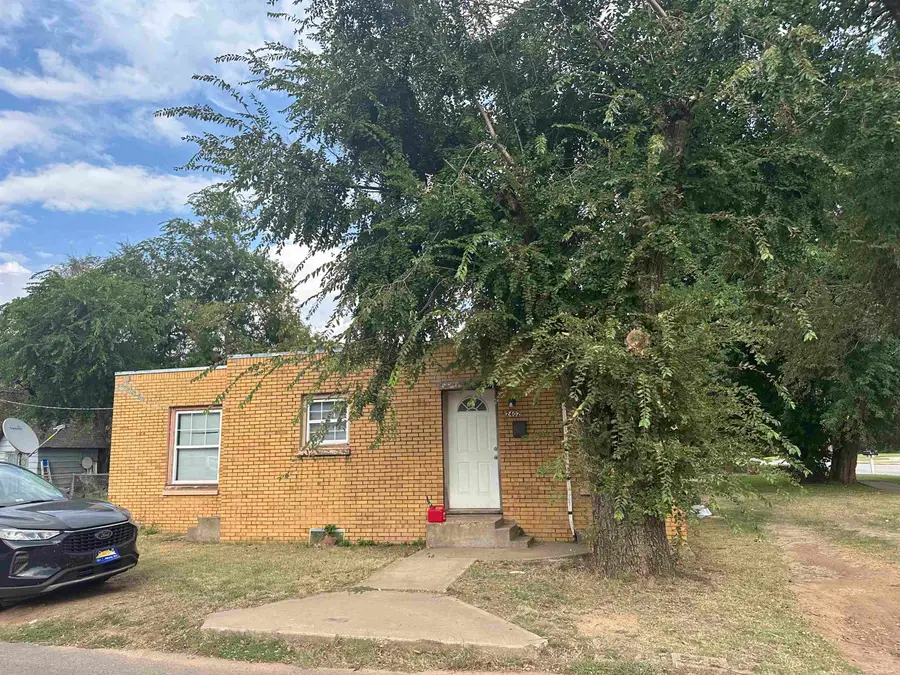 2402 and 2404 E Randolph, Enid, OK 73701 - Image #2