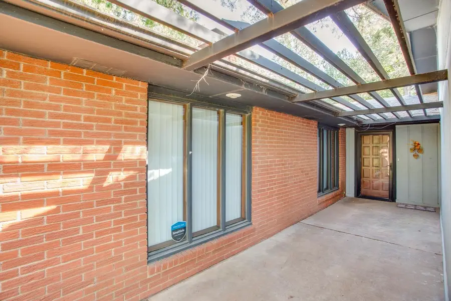 531 N Imo Rd, Enid, OK 73703 - Image #2