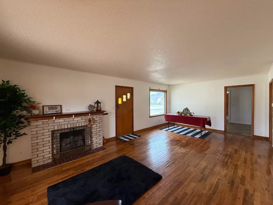 424 N 10th St, Enid, OK 73701-9999 - Image #3