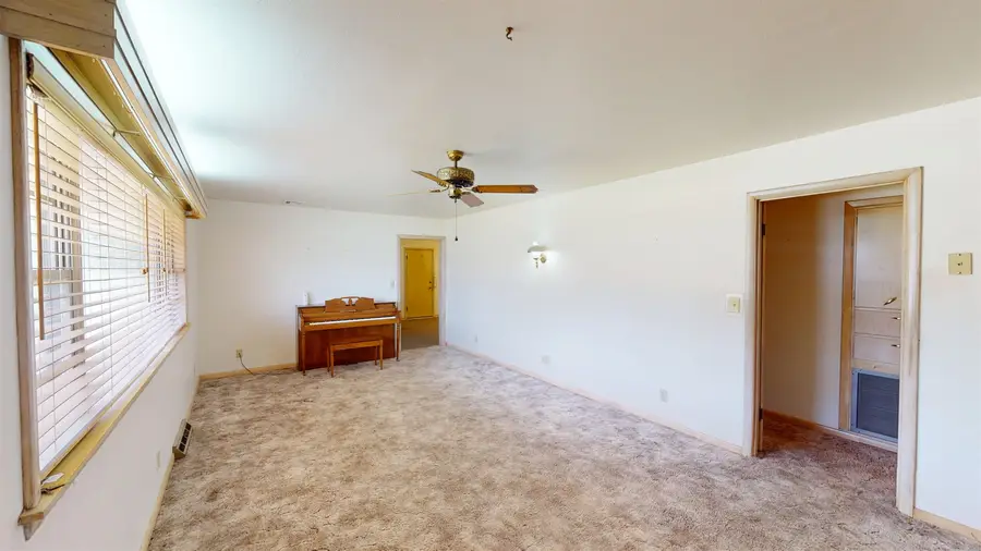 906 Elm Ave, Woodward, OK 73801 - Image #3