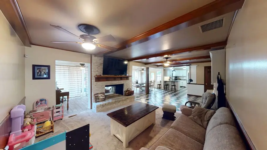 1405 18th Street, Woodward, OK 73801 - Image #2