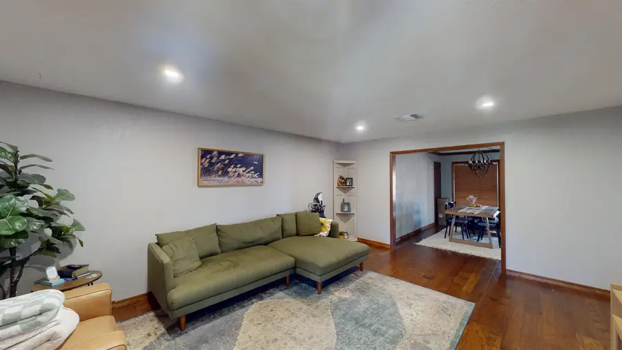 4805 Cedardale Rd, Woodward, OK 73801 - Image #3