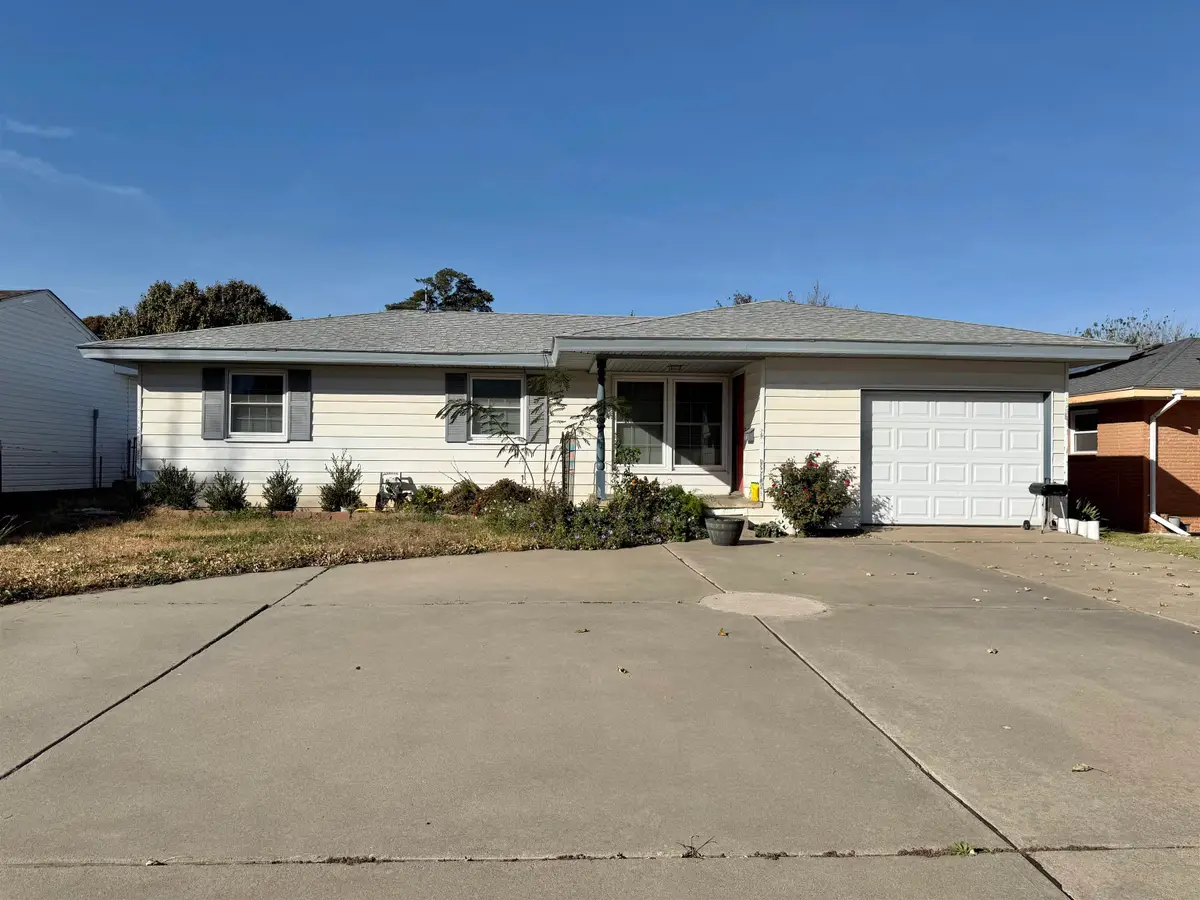 1813 21st St, Woodward, OK 73801-4253 - #1