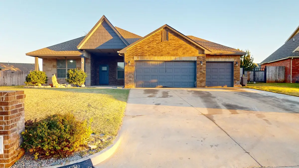 1722 Robin Dr, Woodward, OK 73801 - Image #1
