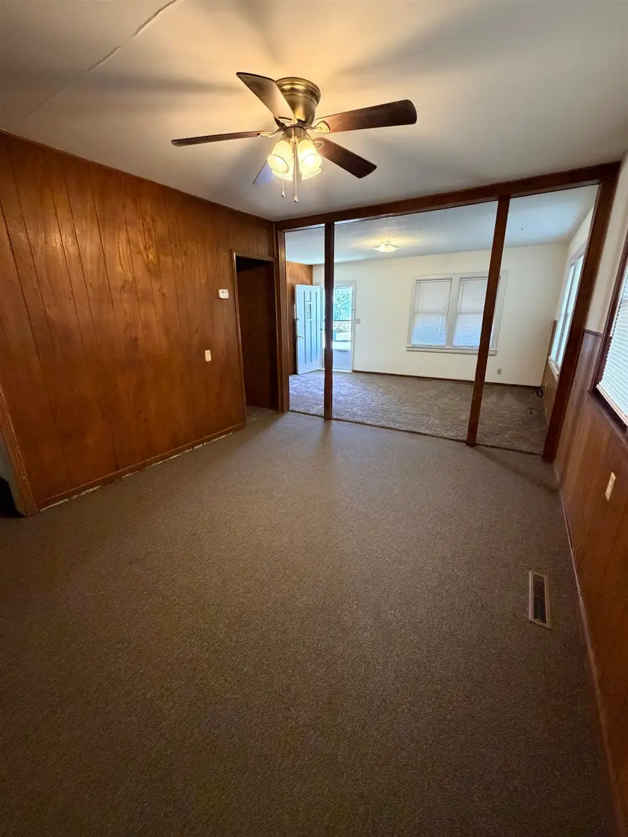 621 N 12th St, Enid, OK 73701 - Image #3