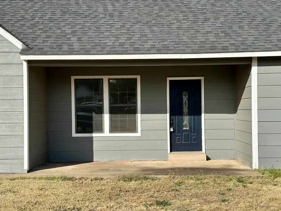118 W Cedar Ave, Pond Creek, OK 73766 - Image #2