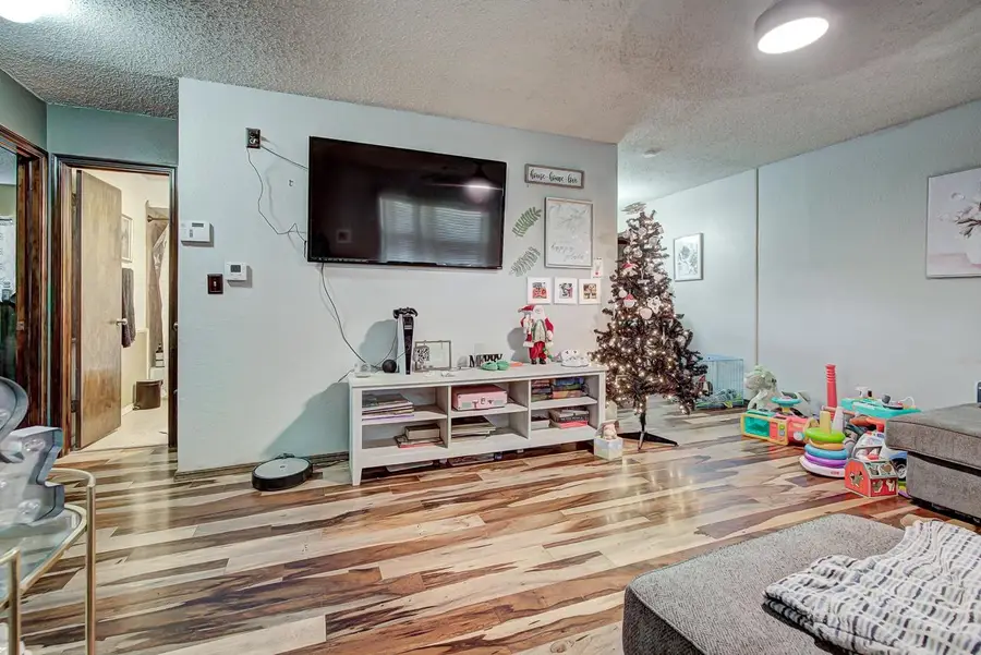 3202 Hillcrest Dr, Enid, OK 73701 - Image #3