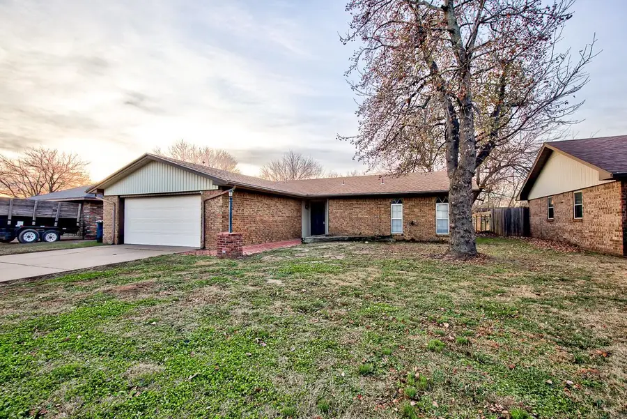 4117 Oakcrest, Enid, OK 73703 - Image #2