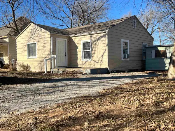 302 W Iowa Ave, Enid, OK 73701