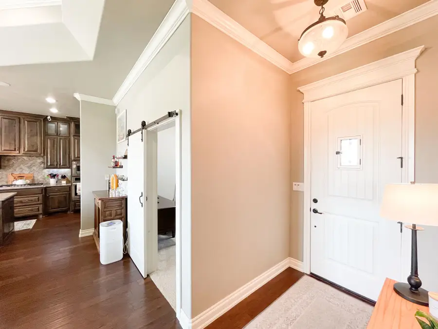 1005 Stonebridge Village, Enid, OK 73703 - Image #2