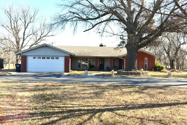 731 N Oakwood, Enid, OK 73701