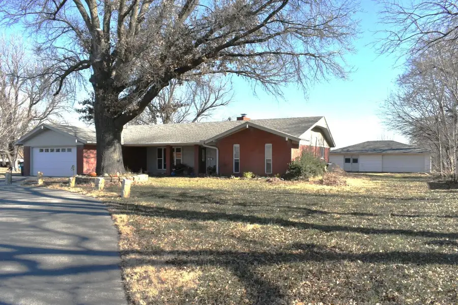 731 N Oakwood, Enid, OK 73701 - Image #2