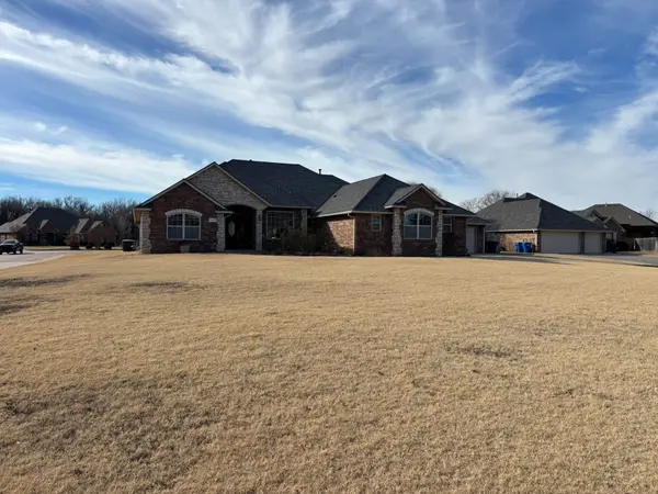 4525 Starlight Circle, Enid, OK 73703
