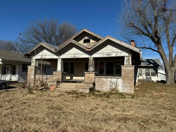 522 W Blackwell, Blackwell, OK 74631