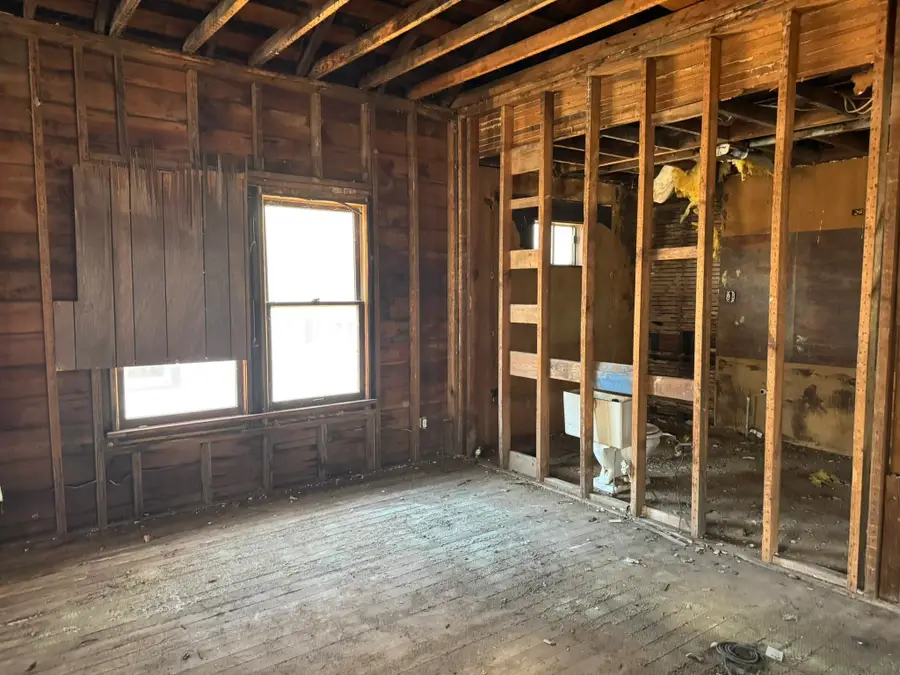 522 W Blackwell, Blackwell, OK 74631 - Image #2