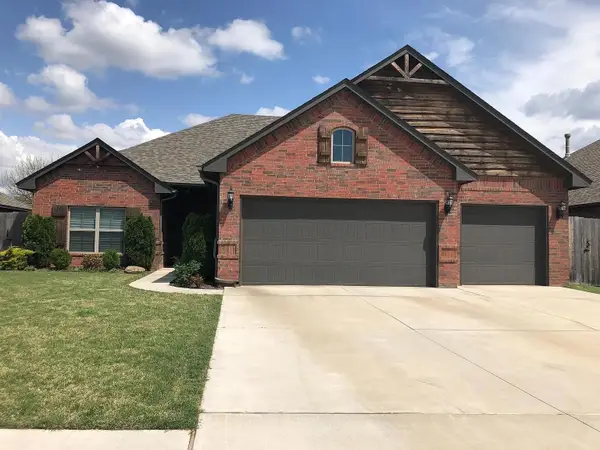 515 Jaguar Ln, Enid, OK 73703