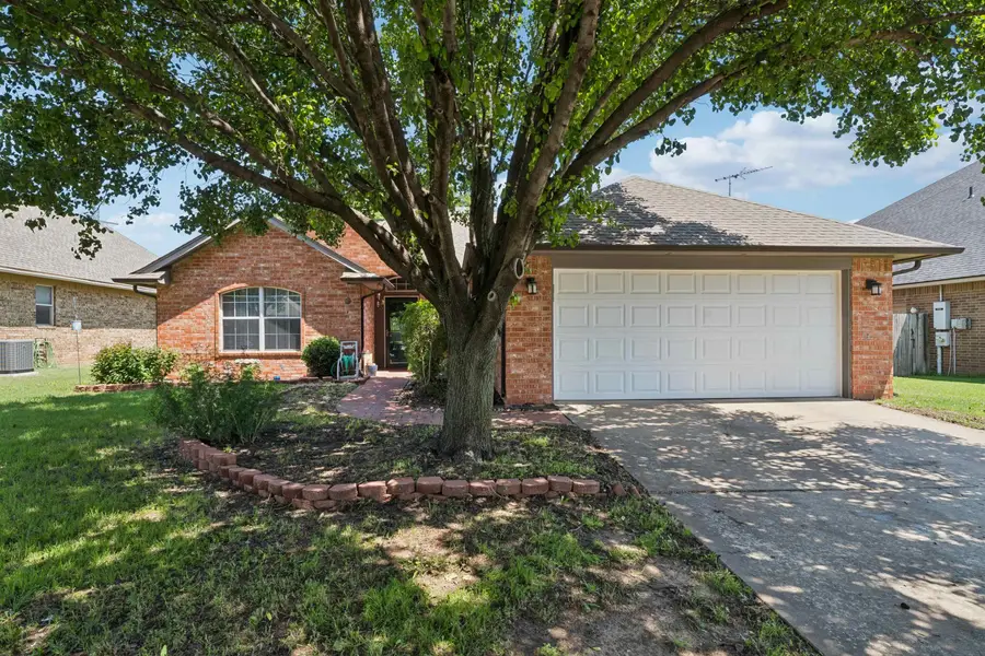 520 S Okarche, Enid, OK 73701 - Image #2