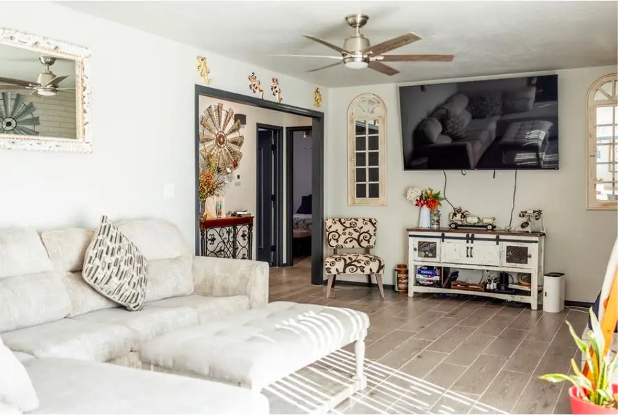 3009 Hillcrest Dr, Enid, OK 73701 - Image #2