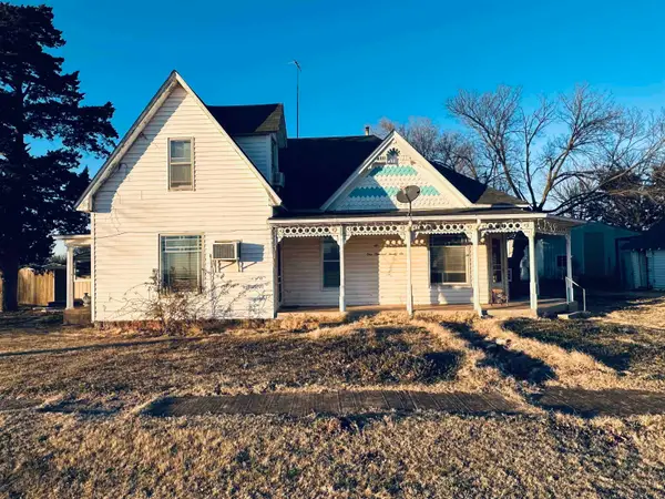 126 W Dogwood Ave, Pond Creek, OK 73766