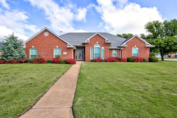 3502 Northlake Lane, Enid, OK 73703