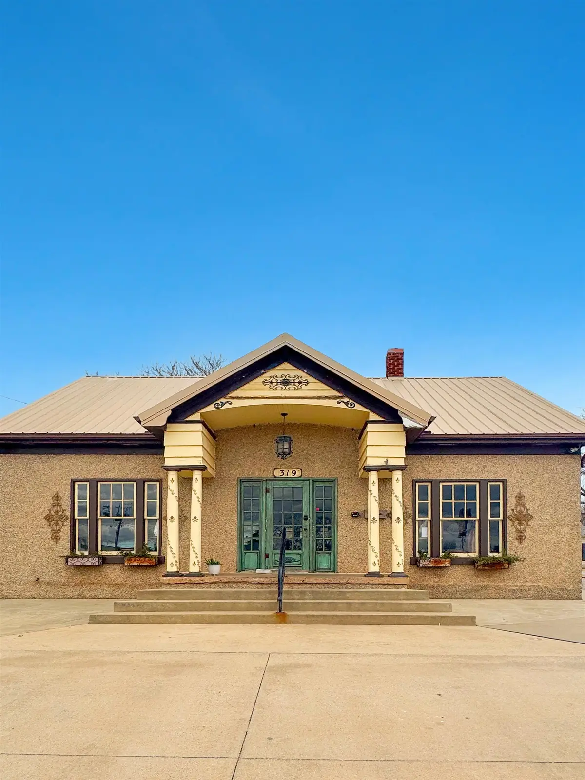 319 Oklahoma Blvd, Alva, OK 73717-73 - Image #1