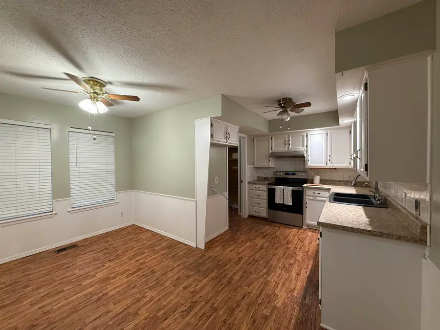 1101 Indian Circle, Enid, OK 73703-9999 - Image #2