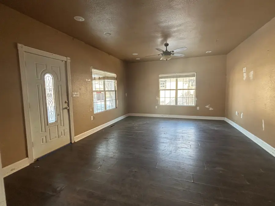 1323 W Oklahoma Ave, Enid, OK 73703 - Image #3