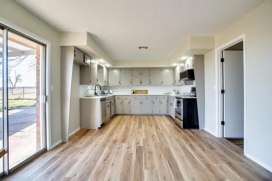 3681 Antelope Dr, Enid, OK 73701 - Image #3