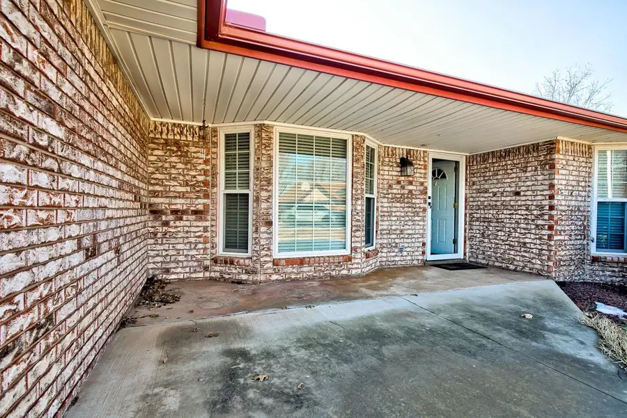 330 Split Rail Rd, Enid, OK 73703 - Image #2