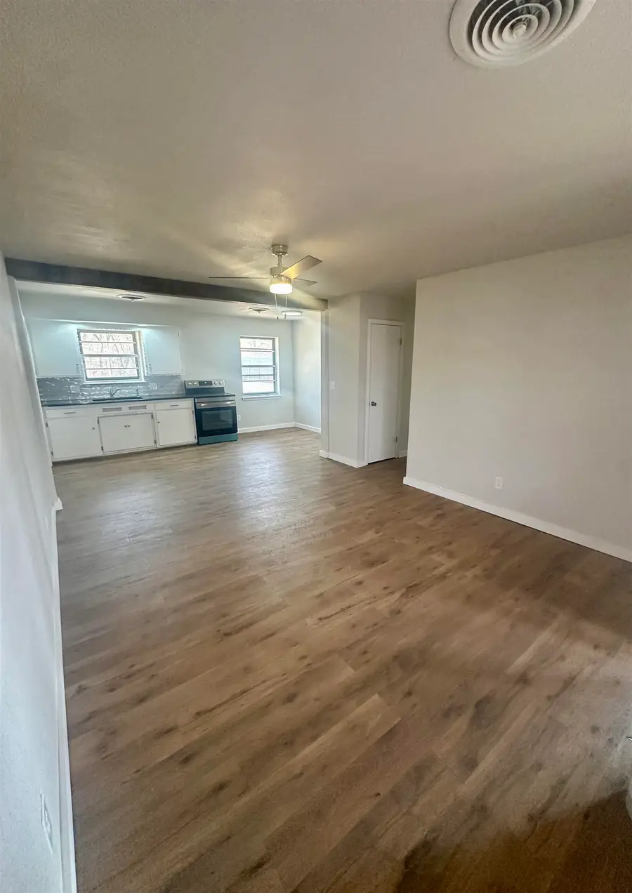 3209 Chisholm Trl, Enid, OK 73701 - Image #3