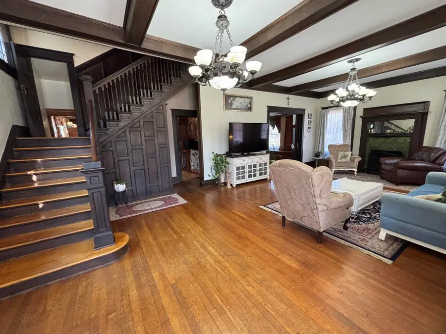 402 W Elm Ave, Enid, OK 73701 - Image #2